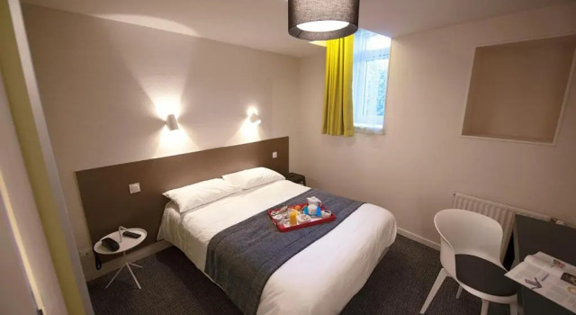 Номер Standard Hôtel Du Port
