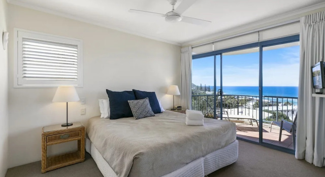 Stunning top floor Sunshine Beach Getaway! Unit 7 Vista Pacific 12 Bryan Street, Prenota Hotel Hotel a Queensland con parcheggio, Parcheggio