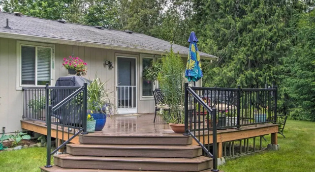 Коттедж Cozy Home By Henderson Bay - 8 Miles to Gig Harbor
