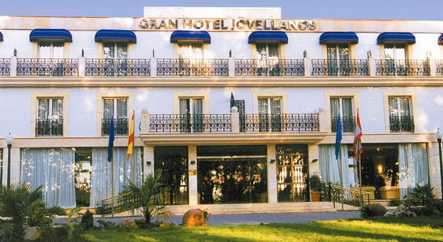 Gran Hotel Jovellanos, Varaa Hotelli Liikematkailuhotellit kohteessa Asturia, 4* 5*