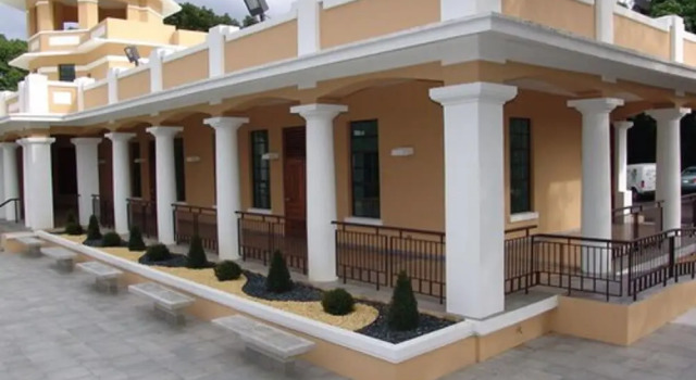 Hostal Universitario, Book Hotel San German San German