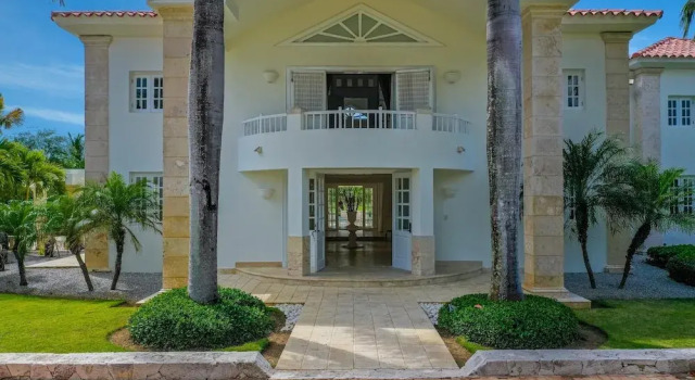 Luxury 2 Levels Villa for Rent at Puntacana Resort Club - Chef Butler Maid Pool, Rezervați Stațiune Punta Cana Republica Dominicana