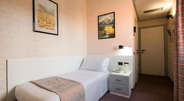 Одноместный номер Standard Hotel Falco DOro by Falco DOro Hotels