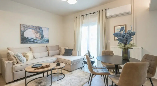 Апартаменты Marina Zeas Comfy Apartment