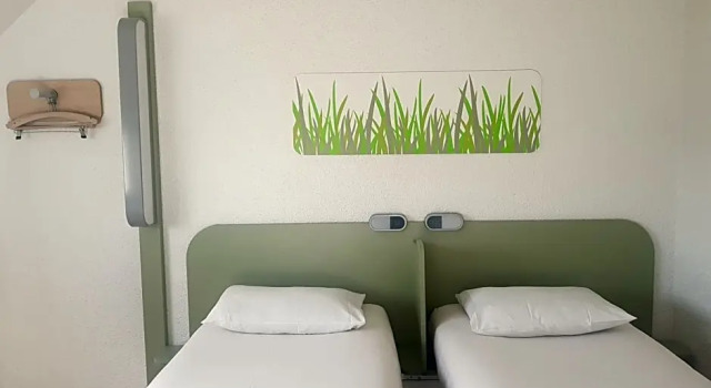 Номер Standard ibis budget Lorient Hennebont