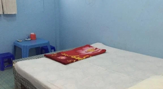 Shwe Daung Thiri Motel - Burmese Only, Rezerwuj Motel Prome 