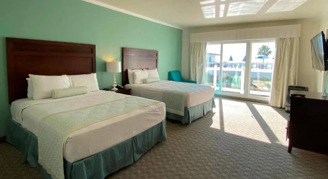 Четырёхместный номер Standard с видом на океан Capri Laguna on the Beach - A Boutique Hotel