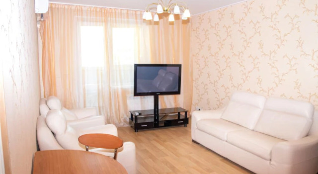 Apartment on Partizanskiy Pr. 58V