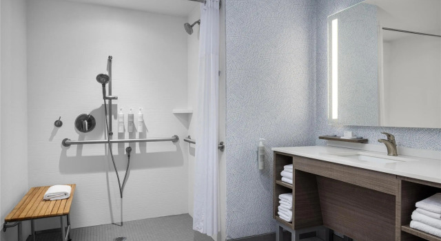 Одноместный люкс Home2 Suites By Hilton Salisbury Fruitland