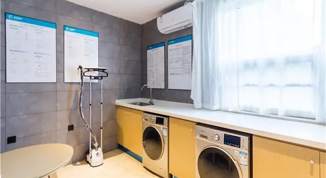 City Comfort Inn Qingdao Taidong Business District, Prenota Hotel Hotel a Shandong con parcheggio, Parcheggio