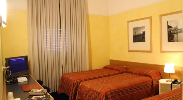 Четырёхместный номер Club Hotel