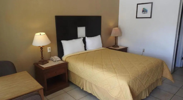 Двухместный номер Standard Economy Inn