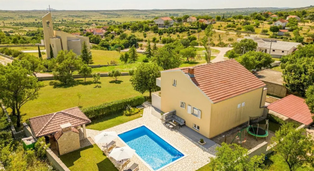 Вилла Villa Basil ZadarVillas