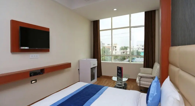 OYO 15731 Lime Wood Stay