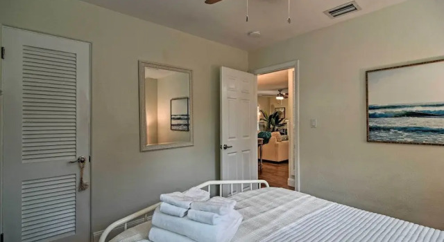 Cozy Jungle Escape < 1 Mi to Gulfport Beach!, Réserver Hôtel Gulfport Floride