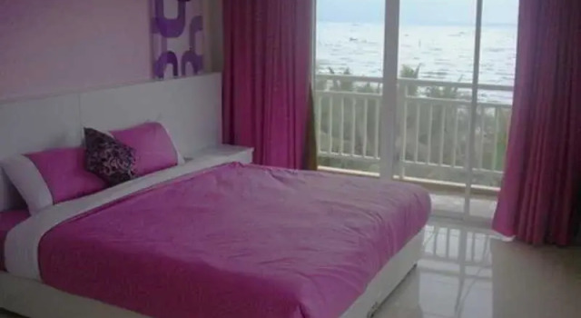 Nana Chat Bangsaen Hotel