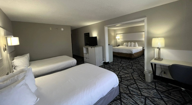 Baymont by Wyndham Peoria, Забронировать Отель Отели Иллинойс 3 звезды, 3*