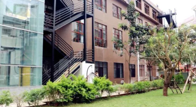 Manya Hotel, Rezerwuj Hotel Hotele w Menghai z parkingiem, Parking