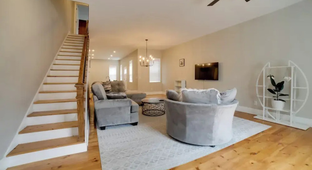 Well-appointed Pittsburgh Home: 1 Mi to Dtwn!, Rezerwuj Dom wakacyjny Wille w Pensylwania, Willa