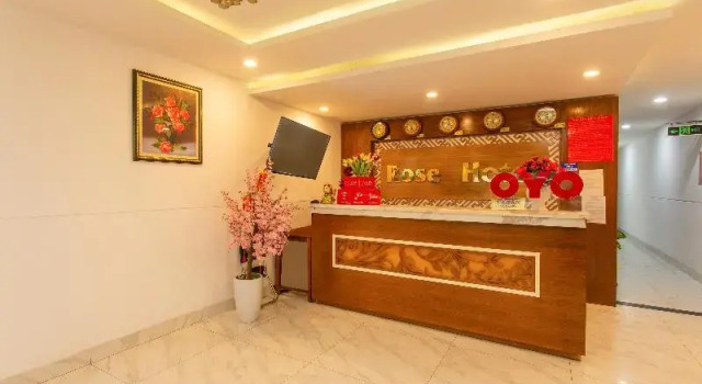 OYO 783 Rose Hotel, Prenota Hotel Hotel a Da Nang con parcheggio, Parcheggio