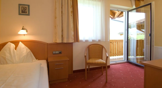 Одноместный номер Standard с балконом Gasthaus-Landhotel Traunstein