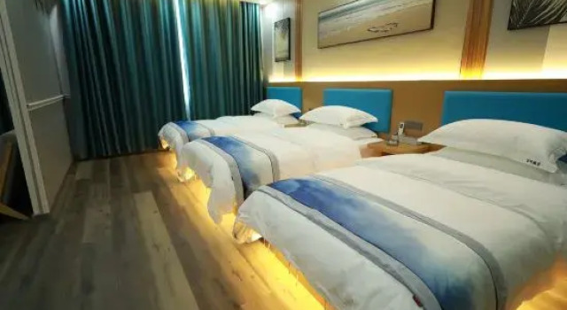Люкс Business Baihe Hotel (Shangdu Avenue Baisha Town Government Branch)