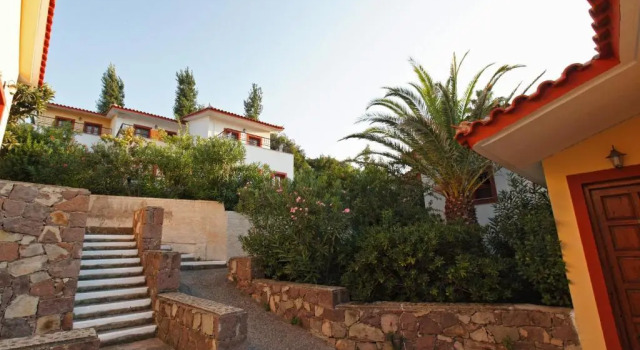 Bungalow Belvedere Aeolis Hotel