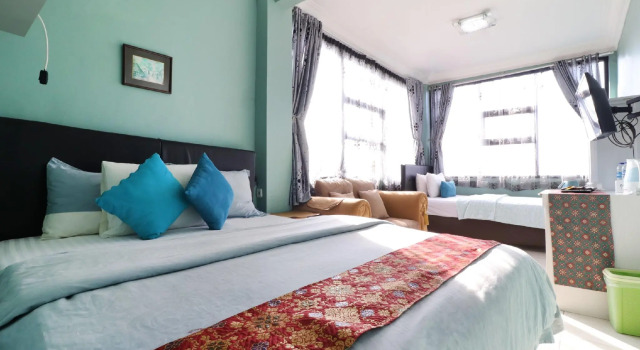 Sechser Familie Suite Lembur Incu Syariah Villa & Resto