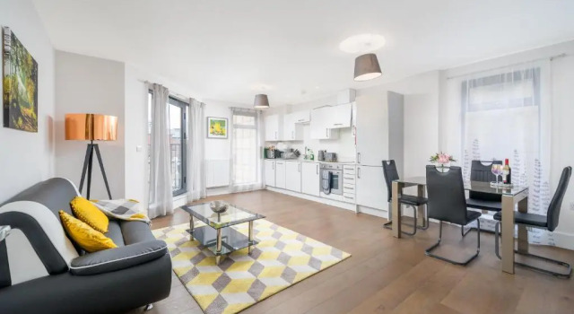 **New** Divine Apartments Slough High Street 2 bed