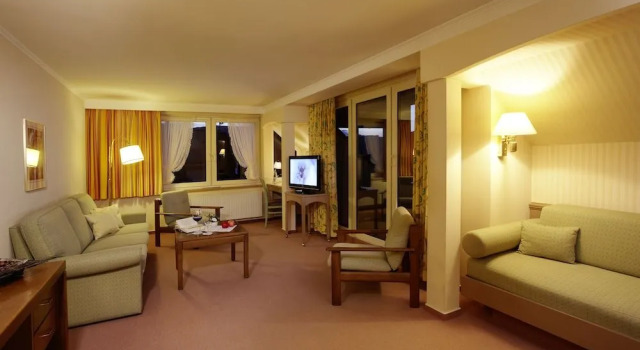 Romantik Hotel Störmann, Забронировать Отель Ortsmitte Шмалленберг