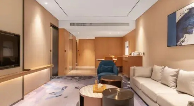 Люкс Deluxe Grand Skylight Hotel Sdp