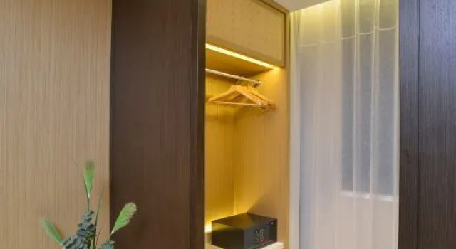 Люкс Business Campanile Hotel (Shenzhen Longcheng Plaza Metro Station)