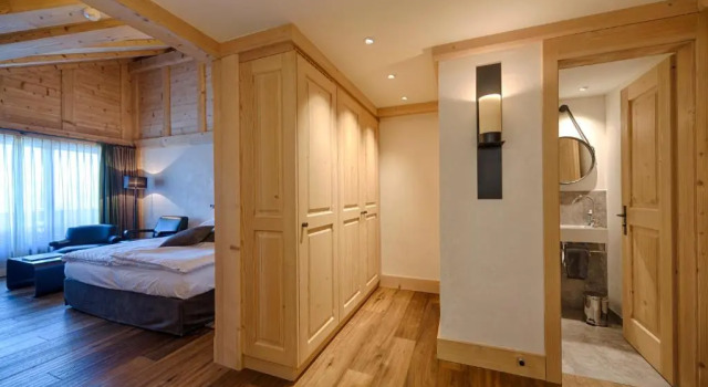 Люкс Alpine Loft Bernerhof Swiss Quality Hotel Gstaad