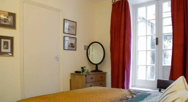 Spacious 2 Bedroom Flat Near Kings Cross And Angel, Varaa Huoneisto Asunnot kohteessa Merseyside, Huoneisto