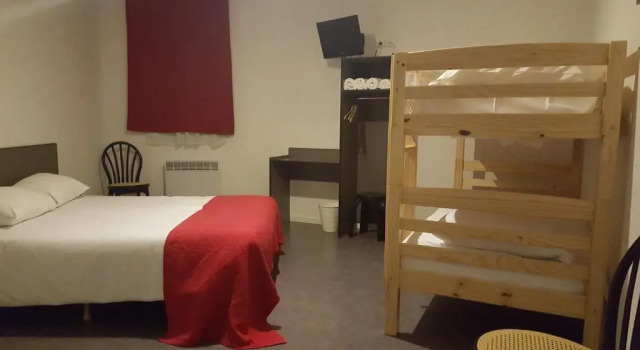Трёхместный номер Standard Relax Hotel