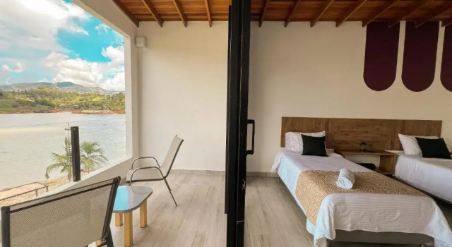 Номер Deluxe Viajero Guatapé Hostel & Lake Club