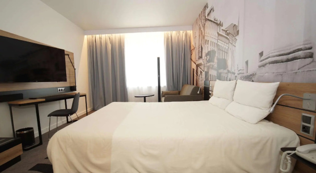 Двухместный номер Superior Novotel Vilnius Centre