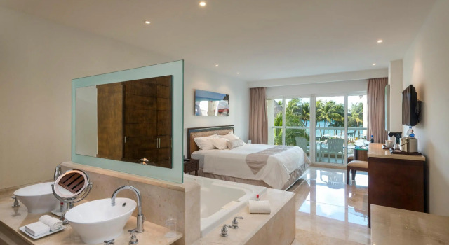 Номер Deluxe с видом на сад Almare, a Luxury Collection Resort, Isla Mujeres Cancun, Adult All-Inclusive