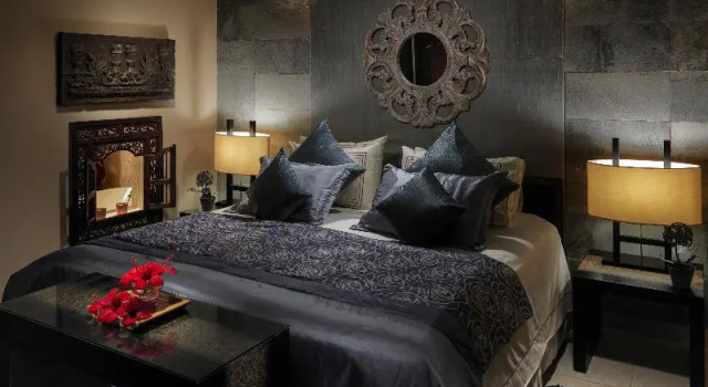 Номер Standard с балконом Royal Garden Villas, Luxury Hotel