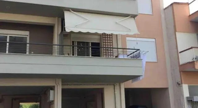 Apartment near the circuit of Serres and centre!!!, Book Apartment Hotels in Serres with Parking, Parking