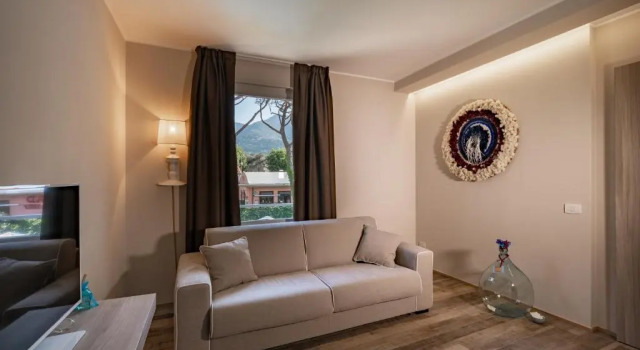 Семейный полулюкс Marina Garden Hotel