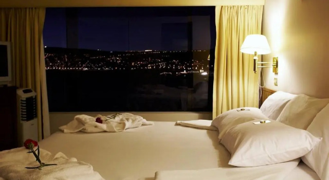 Полулюкс GHL Hotel Lago Titicaca