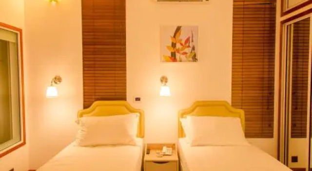 Kudahuvadhoo Retreat, Prenota Hotel Kudahuvadhoo Dhaalu Atoll