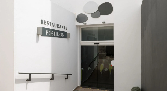 Aequora Lanzarote Suites