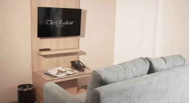 The Radiant Center, Prenota Hotel Cempaka Putih Giacarta