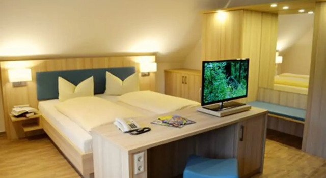 Двухместный номер Comfort с балконом Hotel Garni Bergblick