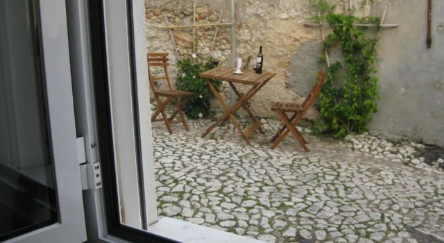 Апартаменты The Back Yard Nest