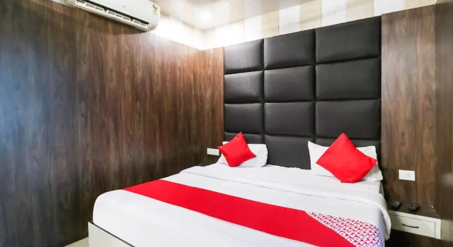 Номер Deluxe OYO 16708 Sada Shiv Guest House