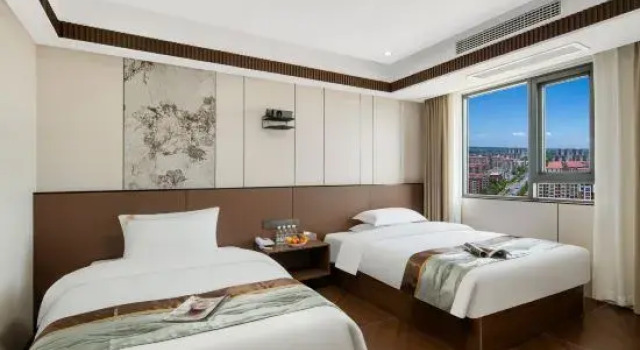 Семейный люкс Deluxe с красивым видом из окна Dongcheng Hotel