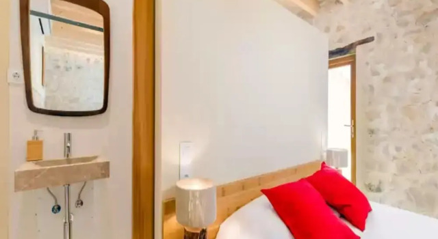 Коттедж Casa Vella - House With Free Wifi